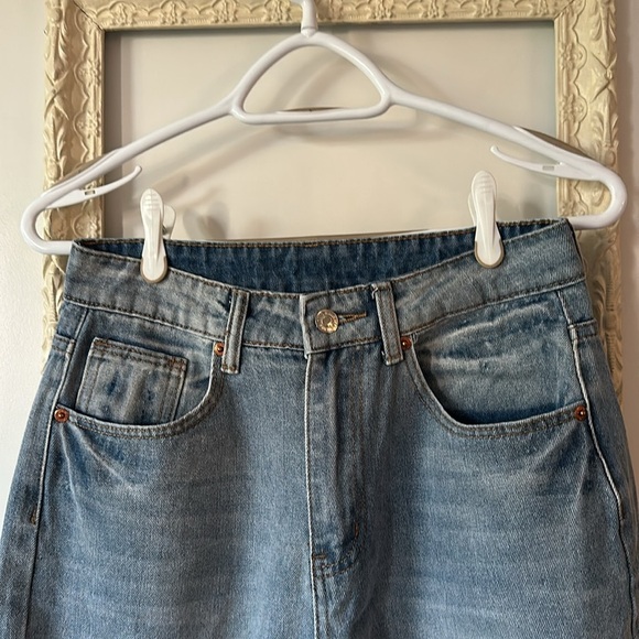 Barrel Classic Blue Jeans - Picture 2 of 6